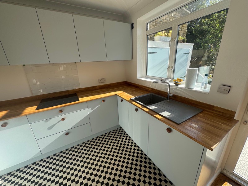 Kitchen decorated and worktop oiled with Osmo Polyx oil in Blackheath
