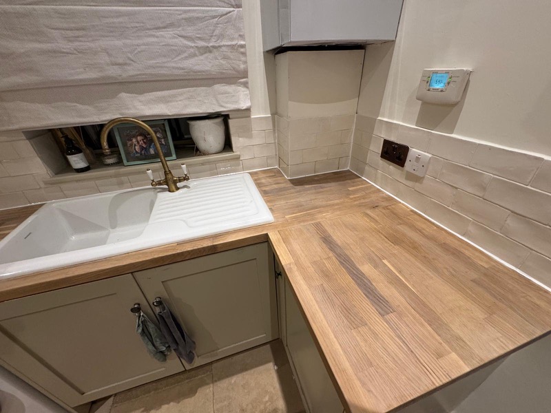 Kitchen worktop sanded and oiled with Osmo Polyx